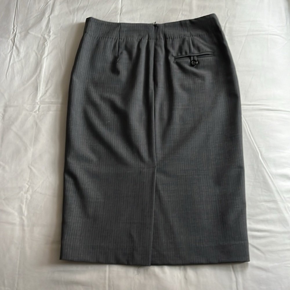 Banana Republic Grey Lightweight Wool Pencil Skirt Size 0 - Picture 2 of 8